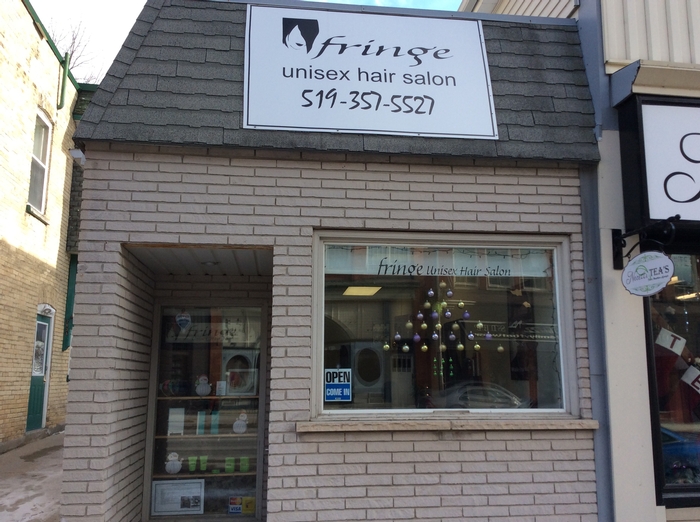 Fringe Unisex Hair Salon